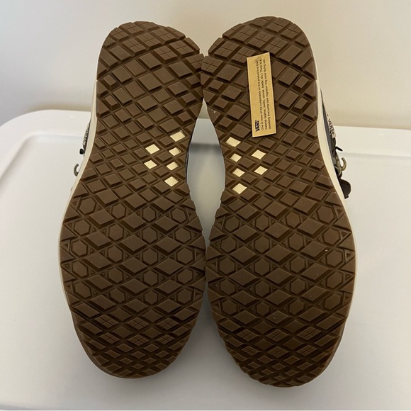 NWT / NIB 7.5M/9W Ultrarange Exo Hi Mte2 - Picture 4 of 13